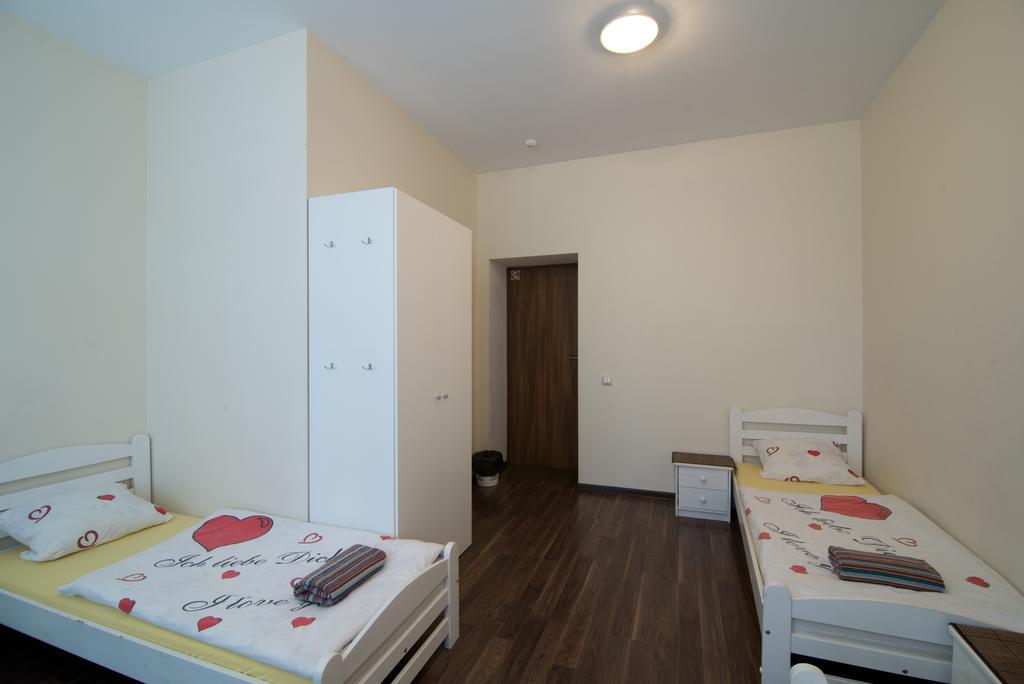 Happy Hotel Riga Extérieur photo