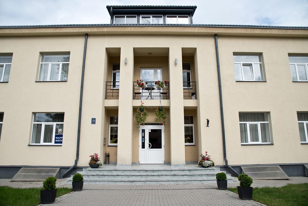 Happy Hotel Riga Extérieur photo